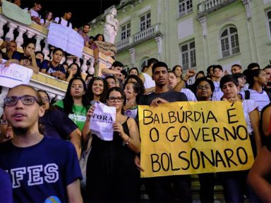 Governo libera R$ 1,1 bilhão das universidades; R$ 2,9 bilhões seguem bloqueados