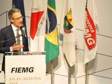 Zema diz que Cemig é “entrave” para Minas Gerais