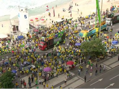 Bolsonaristas atacam Maia, Alcolumbre, Mourão, STF, República e militares