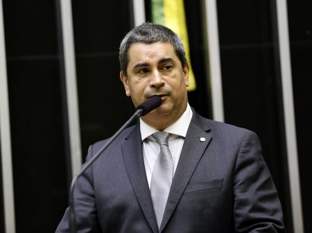 Vice-líder do PSL diz que governo só tem 70 votos a favor da reforma
