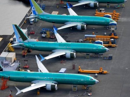 Boeing retirou ‘alerta de segurança’ do 737 Max para vendê-lo como ‘item opcional’