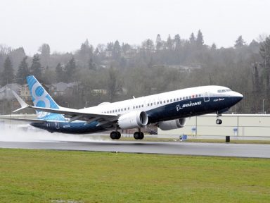 Boeing confirma que 300 aviões 737 estão com asas  defeituosas