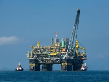 CEF: governo torra ações da Petrobrás