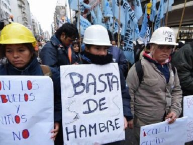 Com Macri, desemprego na Argentina atinge nível mais alto em 13 anos