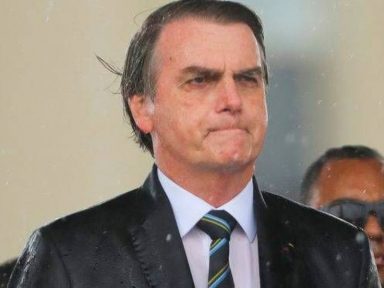 Bolsonaro diz que presidente da República mentir não é “quebra de decoro”