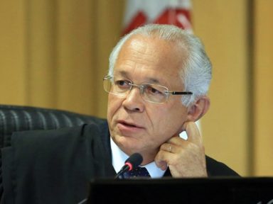 Reforma trabalhista não gerou empregos, afirma presidente do TST