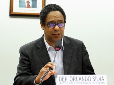 Orlando Silva: “Previdência de Bolsonaro é um engodo contra o povão”