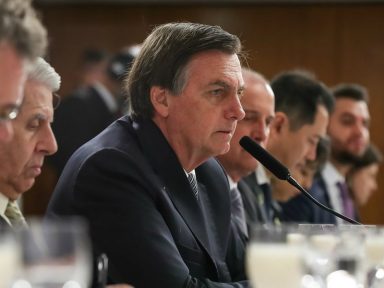 “Não há fome no Brasil. Essa é uma mentira dos populistas”, diz Bolsonaro