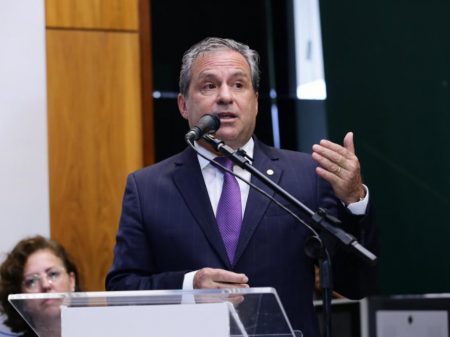 Líder do PSB: “o partido vota contra a agressão que é a reforma da Previdência”