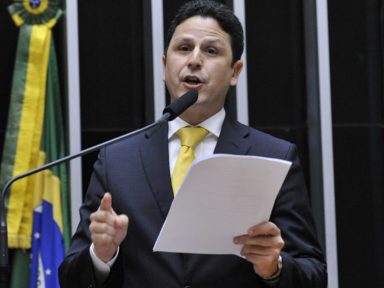 Bruno Araújo: “certas atitudes chocam o mundo civilizado e o PSDB fará oposição firme”