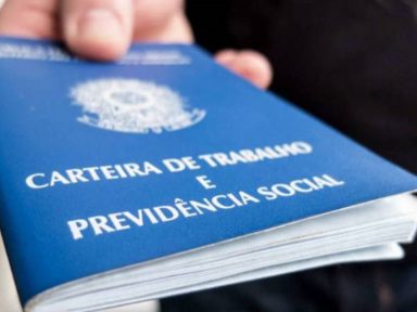 Bolsonaro ataca direitos trabalhistas mais uma vez: “Atrapalha”