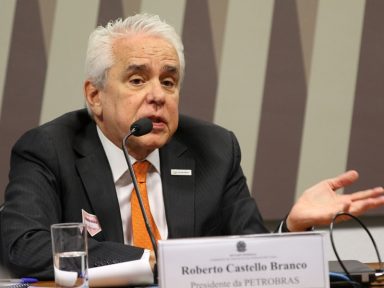 Senadores condenam desmonte da Petrobrás