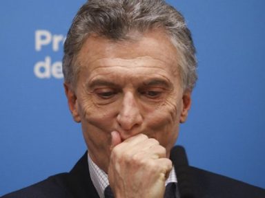 Macri insultou oposição e agora recua sob protestos de aliados