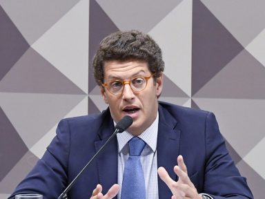 Deputado do Novo pede suspensão da filiação de Ricardo Salles