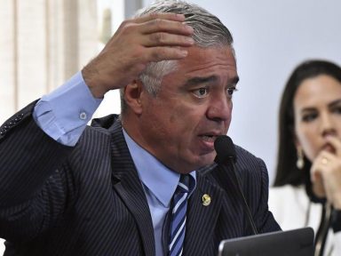 Bolsonaristas criticam senador Major Olímpio por defesa do CNPq