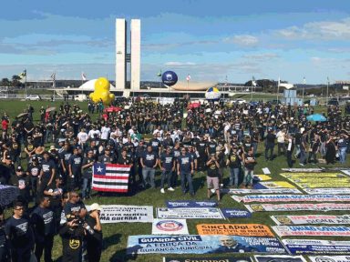 Oposição e centrais debatem mobilização no Senado contra reforma da Previdência