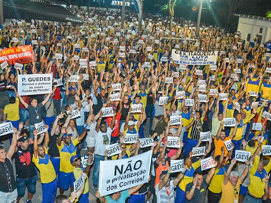 Correios entram em greve nacional contra arrocho e privatização