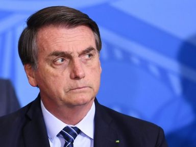 Bolsonaro anuncia indulto para assassinos