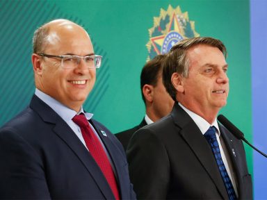 Flávio Bolsonaro manda e PSL deixa o governo de Witzel no Rio de Janeiro