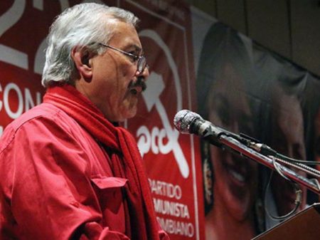 “Contra a política de guerra do governo”, PC defende uma grande frente pela paz na Colômbia