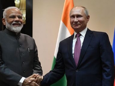Comércio entre Rússia e Índia deve elevar uso de moedas nacionais, afirma Putin