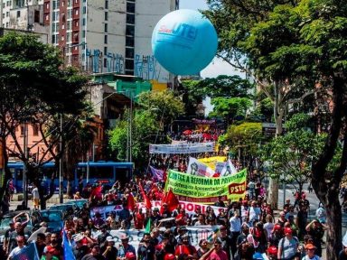 Protestos contra Bolsonaro ocupam as ruas no Dia da Independência