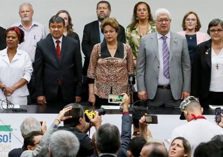 Frente em Defesa da Soberania combaterá entreguismo de Bolsonaro