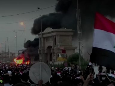 Iraquianos exigem emprego, água, luz e saúde. Governo  mata 40 manifestantes