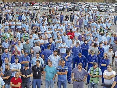 Ford encerra fábrica no ABC e demite mais 650 metalúrgicos