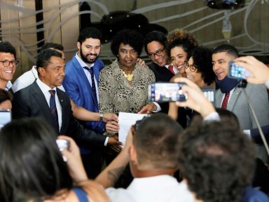 Deputados negros registram PL para eliminar racismo na gestão pública