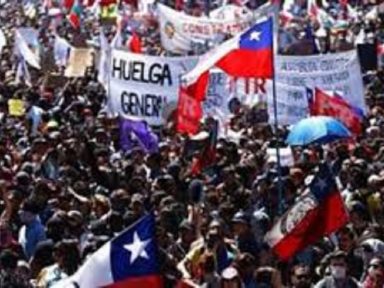 Chilenos param por 58% de aumento no Salário Mínimo