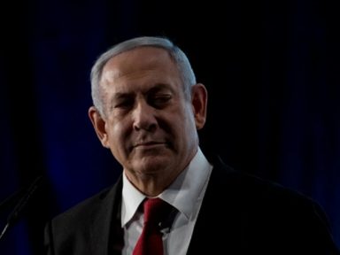Netanyahu é indiciado por fraude, suborno e quebra de confiança