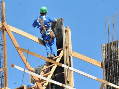 MP do trabalho “verde e amarelo” reduz adicional de periculosidade de 30% para 5%