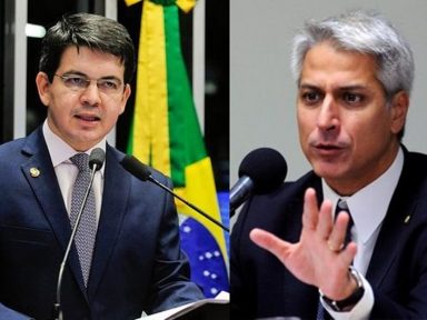 Randolfe e Molon vão ao STF e à PGR contra Bolsonaro por obstrução de Justiça