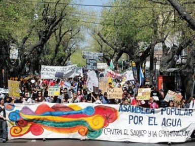Na defesa da saúde, da água e vinhedos, argentinos vencem mineradoras