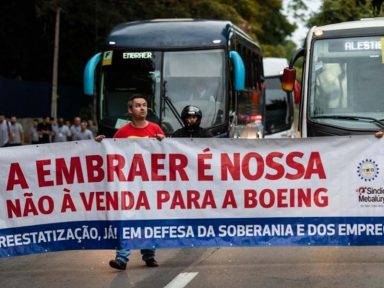 Metalúrgicos denunciam demissões na Embraer às vésperas de venda à Boeing