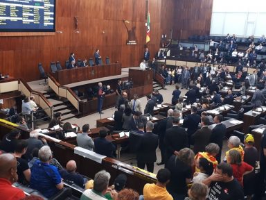 Toffoli derruba liminar e deputados aprovam aumento da contribuição previdenciária no RS