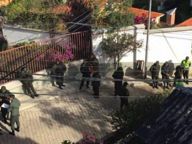 México denuncia à ONU cerco a sua embaixada em La Paz