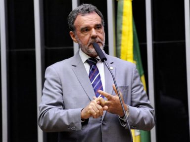 “Governo Bolsonaro foi um vexame na COP-25”, denuncia Daniel Almeida
