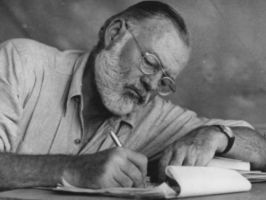 Os 120 anos de Ernest Hemingway