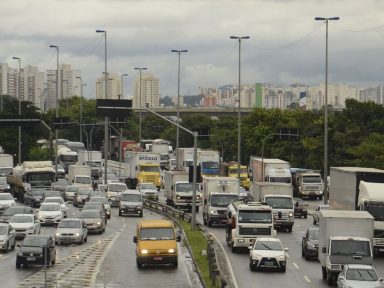 Relator recusa propostas de Bolsonaro sobre novas regras de trânsito