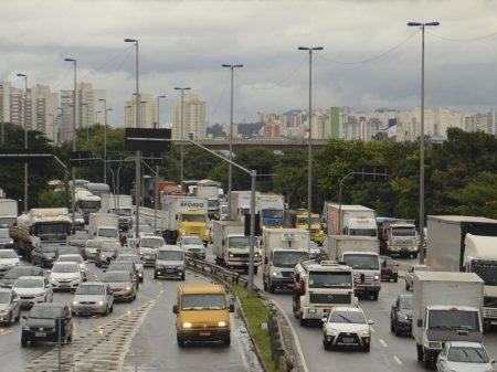Relator recusa propostas de Bolsonaro sobre novas regras de trânsito