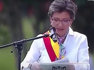 Claudia López, 1ª prefeita de Bogotá, defende na posse mais educação e emprego