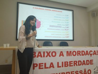 Bolsonaro foi autor de 58% dos ataques a jornalistas em 2019, aponta a Fenaj