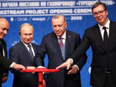 Putin e Erdogan inauguram  gasoduto turco-russo em Istambul