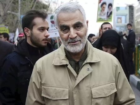 Atentado terrorista de  Trump assassina Soleimani, o principal general iraniano
