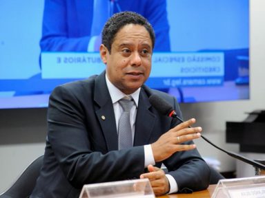 Orlando Silva: Por que Lula deu uma canelada no PCdoB?