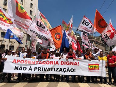 Centrais fazem dia de protesto contra privatização do INSS