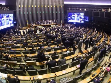 Centrais pedem ao Congresso que “MP macabra seja devolvida”