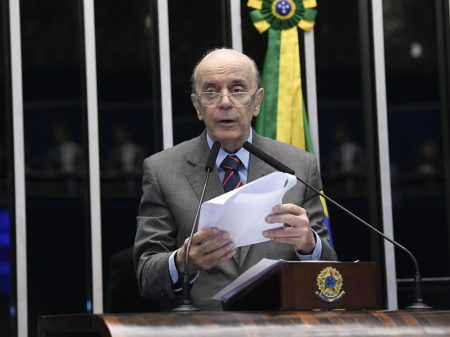 “É irresponsabilidade”, diz Serra sobre Bolsonaro falar  que Covid-19 é “gripezinha”